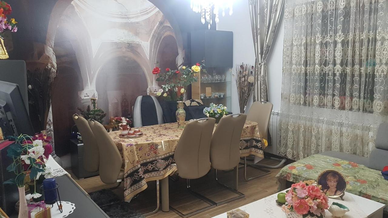 Hotel Casa Cojanu à Petroşani Extérieur photo