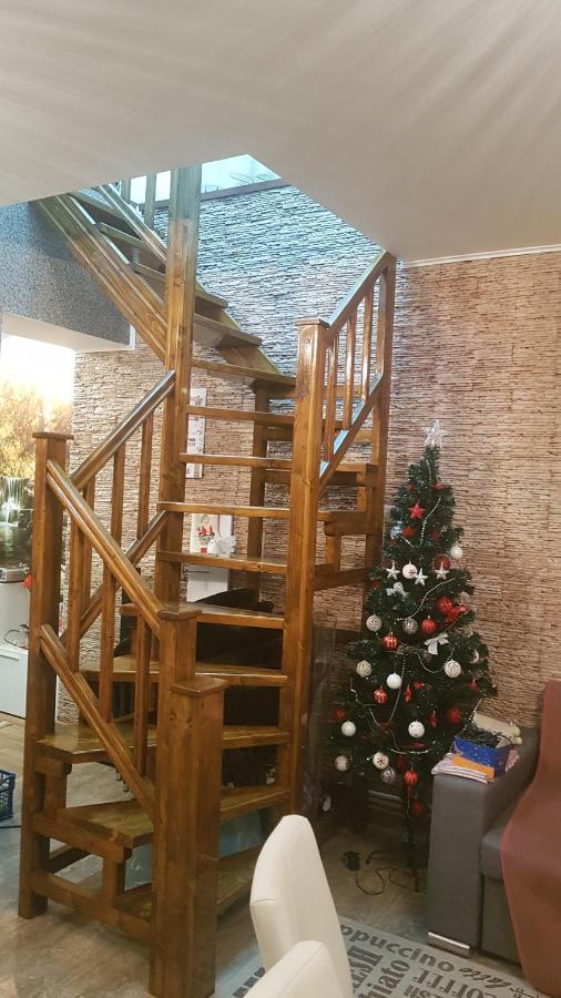 Hotel Casa Cojanu à Petroşani Extérieur photo