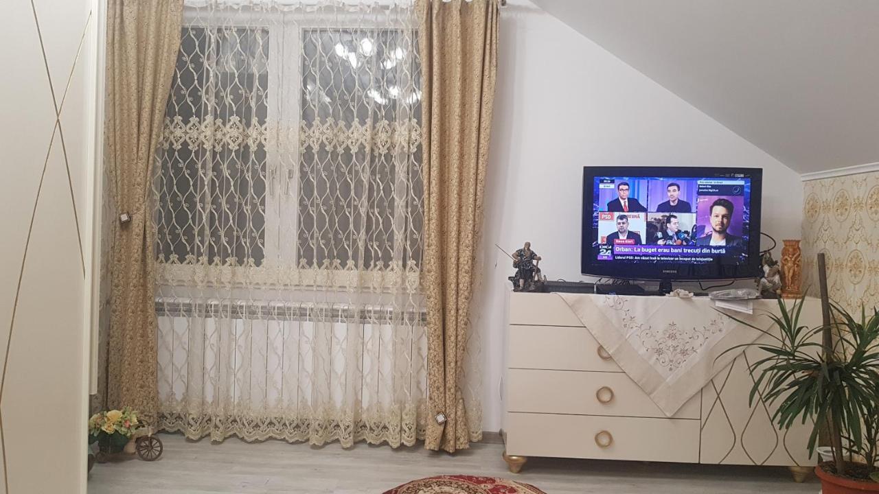Hotel Casa Cojanu à Petroşani Extérieur photo